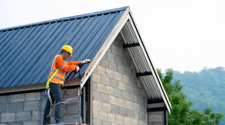 Expert Emergency Roof Repairs services in Terra Bella, CA